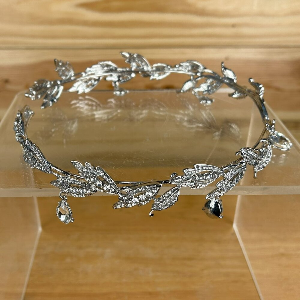 Cupid Olive Branch Headpiece - Picture 2 of 3